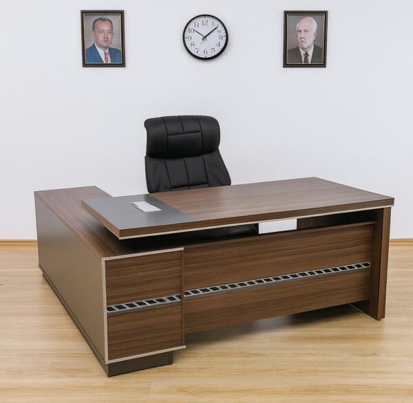 1.8m Modern Executive Office Desk – Luxury
