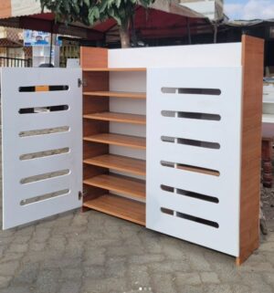 Two-Tone Ventilated Cabinet Two-Tone Ventilated Cabinet