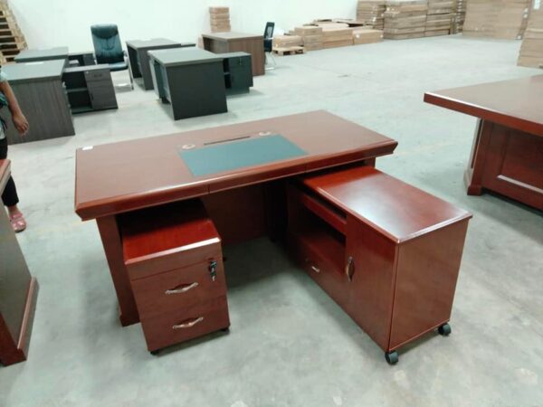 Executive L Shape Desk in Nairobi