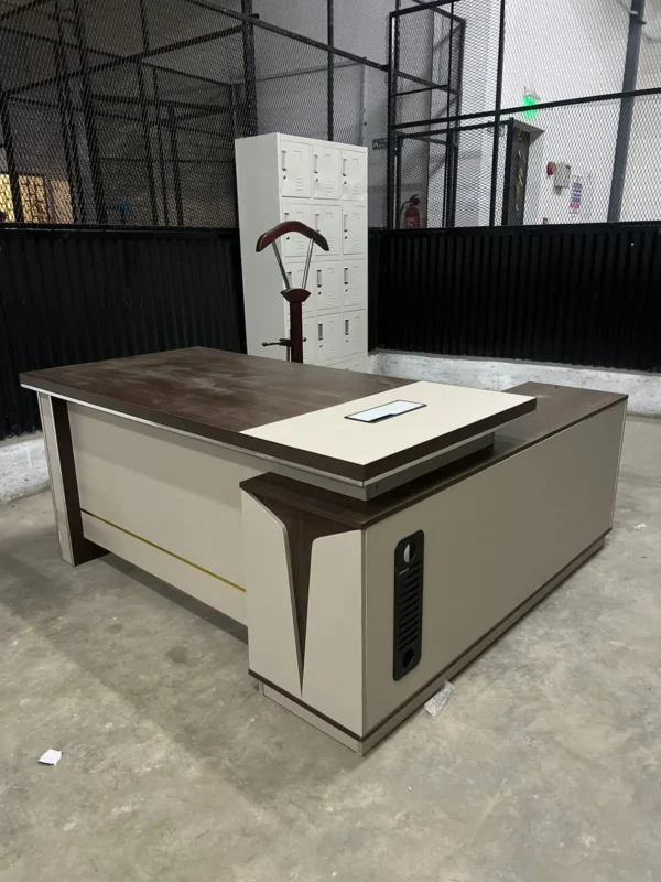 WhatsApp-Image-2024-10-29-at-21.31.12-1 Premium Office Study Desk – Strong, Stylish & Built to Last