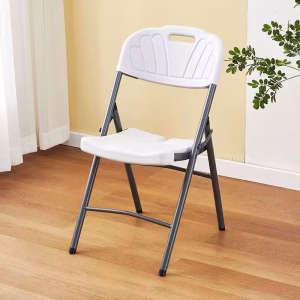 Plastic Garden Folding Chairs with weather-resistant design for outdoor seating