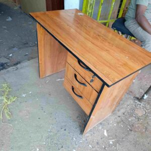 Generic Office Desk for home and office workspace use
